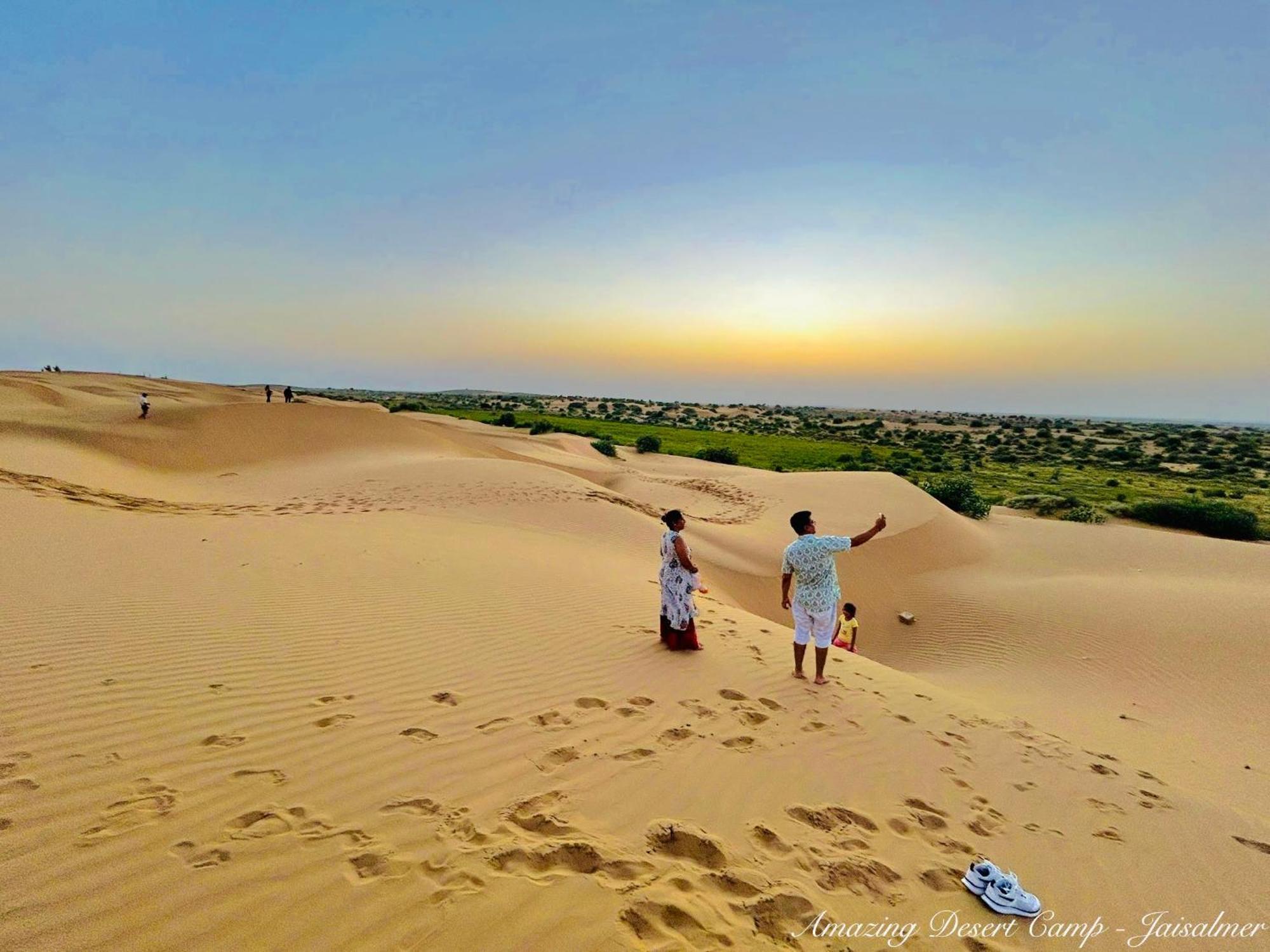 Amazing Desert Camp ไจซัลเมอร์ ภายนอก รูปภาพ